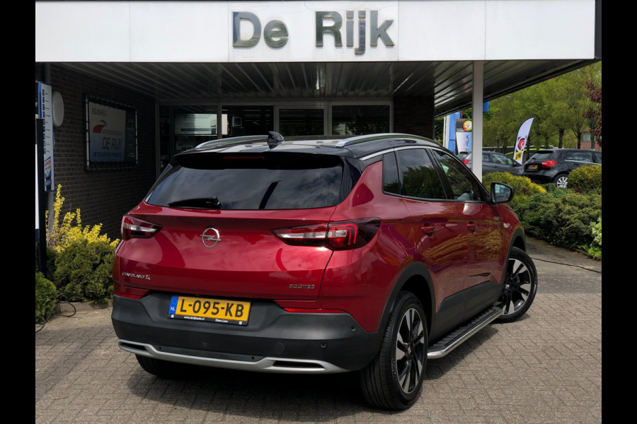 Opel Grandland X 1.2 Turbo Ultimate | Navi, 360 Camera, Stoel+Stuurverw., El. A.klep, Carplay/Android, 18'' LMV |