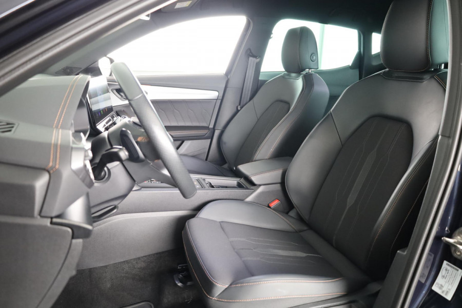 CUPRA Formentor 1.4 e-Hybrid Adrenaline 204 pk Automaat (DSG) | Navigatie via App | Parkeersensoren (Park assist) | Achteruitrijcamera | Adaptieve cruise control | Stoelverwarming |