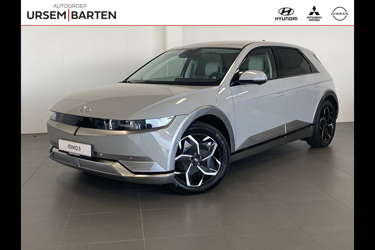Hyundai IONIQ 5 77 kWh Lounge AWD | 325 PK | 1600KG trekgewicht Hyundai IONIQ 5 77 kWh Lounge AWD | 325 PK | 1600KG trekgewicht