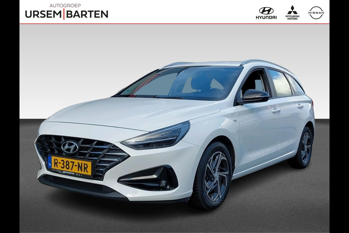 Hyundai i30 Wagon 1.0 T-GDi MHEV Comfort Smart | Navigatie | Camera | Cruise control Hyundai i30 Wagon 1.0 T-GDi MHEV Comfort Smart | Navigatie | Camera | Cruise control