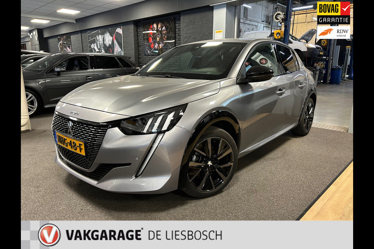 Peugeot 208 1.2 PureTech GT / Airco / Navigatie / camera Peugeot 208 1.2 PureTech GT / Airco / Navigatie / camera