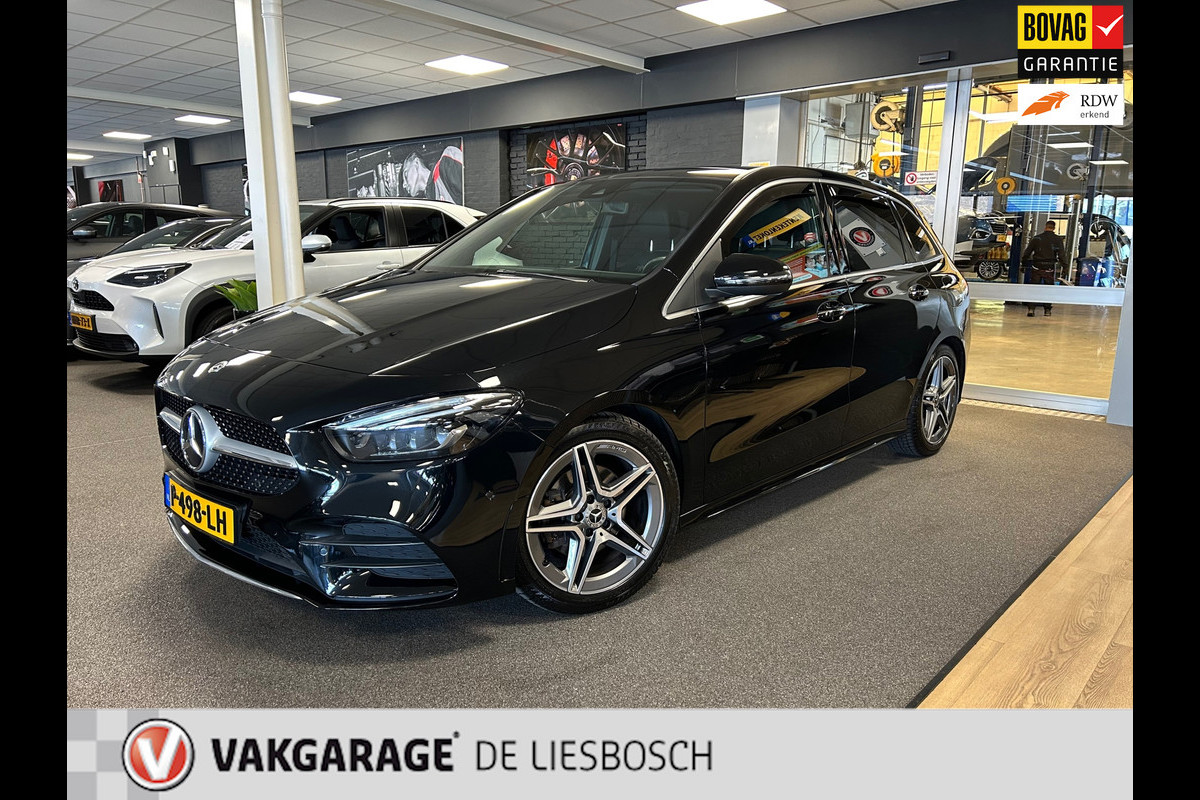 Mercedes-Benz B-Klasse 200 Business Solution AMG,pano,leer,navi,camera,memory,sfeer verlichting Mercedes-Benz B-Klasse 200 Business Solution AMG,pano,leer,navi,camera,memory,sfeer verlichting
