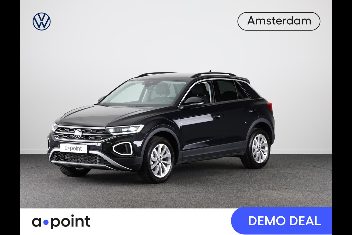 Volkswagen T-Roc Oranje Edition 1.5 / 150 pk DSG | Verlengde garantie | Navigatie via App | Parkeersensoren (Park assist) | Achteruitrijcamera | Adaptieve cruise control | Volkswagen T-Roc Oranje Edition 1.5 / 150 pk DSG | Verlengde garantie | Navigatie via App | Parkeersensoren (Park assist) | Achteruitrijcamera | Adaptieve cruise control |