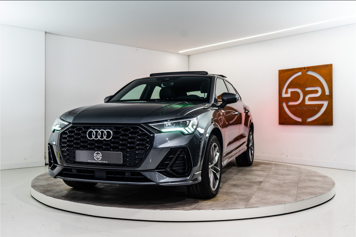 Audi Q3 Sportback 45 TFSI e 2x S-Line 245PK | Pano | Virtual | Sfeer | Matrix | 12 MND Garantie Audi Q3 Sportback 45 TFSI e 2x S-Line 245PK | Pano | Virtual | Sfeer | Matrix | 12 MND Garantie