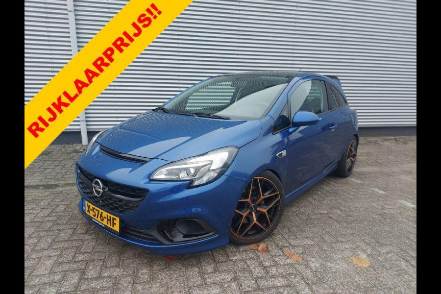 Opel Corsa 1.6 Turbo OPC Nurnberg Edit. airco,cruisecontrol,parkeersensoren achter,panoramadak,