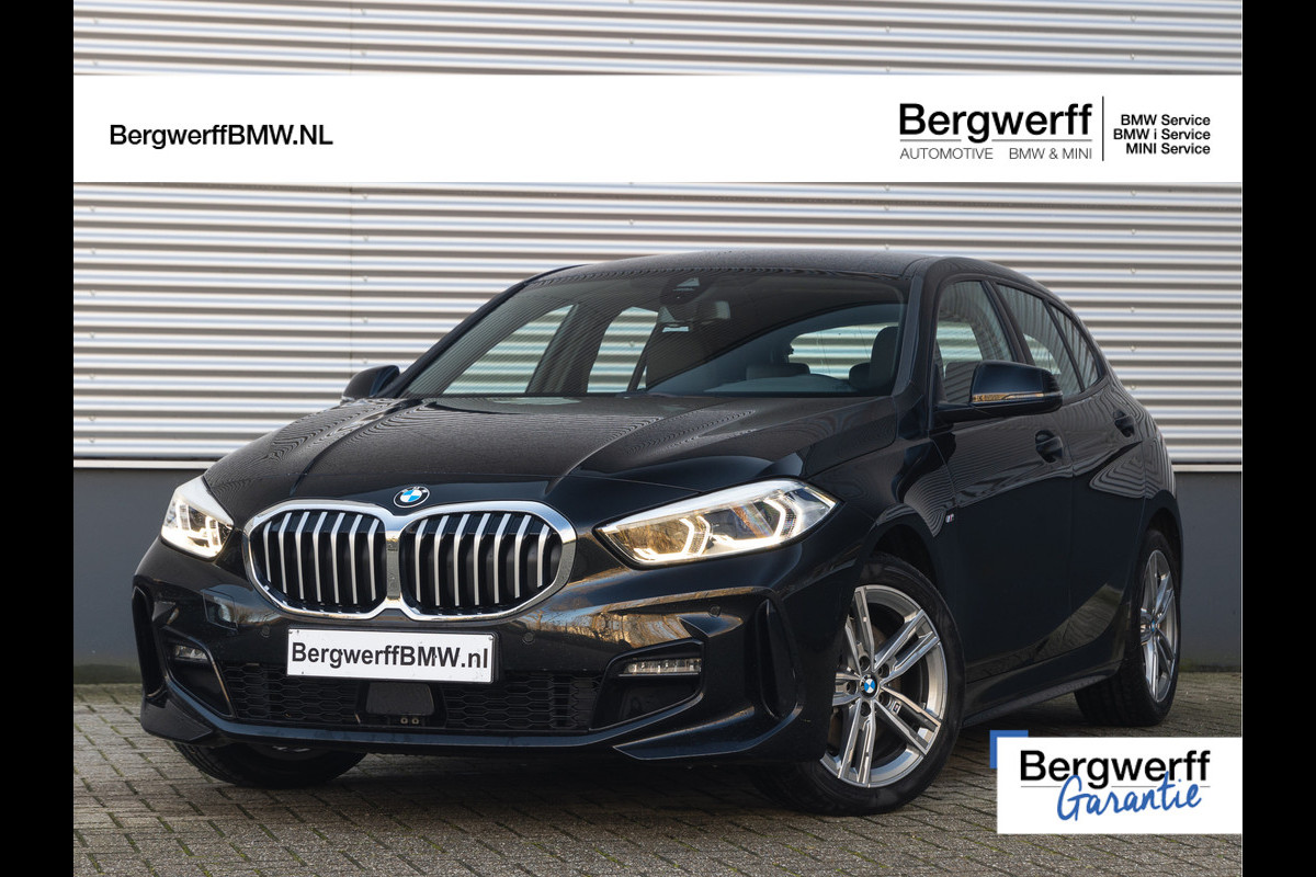 BMW 1-serie 118i M-Sport - Live Cockpit Prof - LED - Stoelverwarming BMW 1-serie 118i M-Sport - Live Cockpit Prof - LED - Stoelverwarming