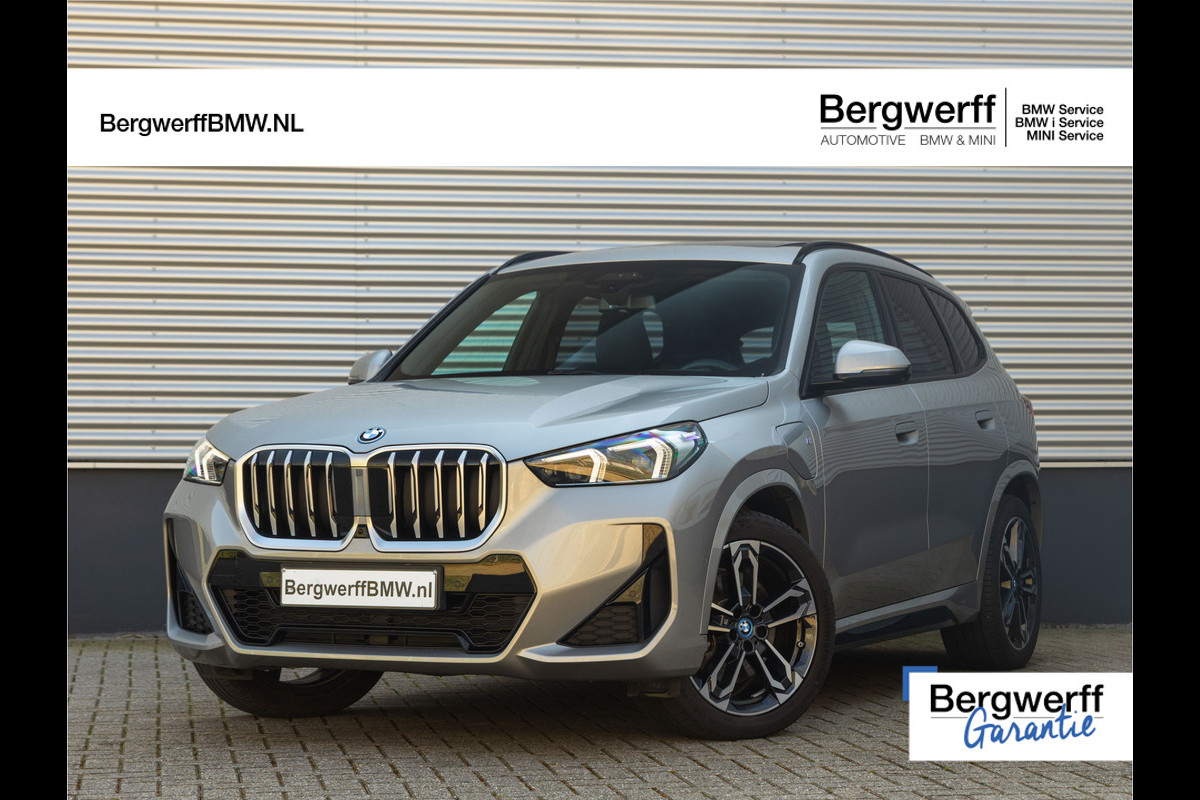 BMW X1 xDrive30e M-Sport - Pano - Driving Ass Prof - Trekhaak - Head-Up BMW X1 xDrive30e M-Sport - Pano - Driving Ass Prof - Trekhaak - Head-Up