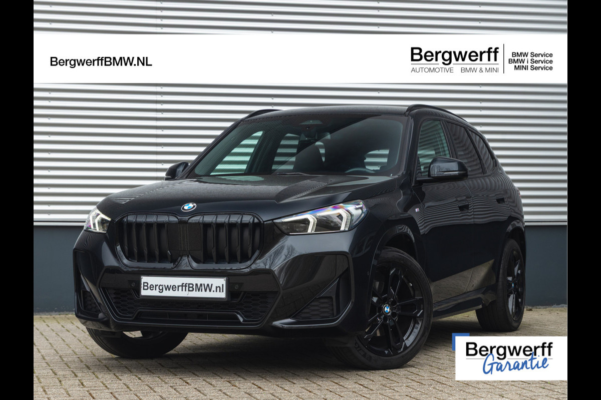 BMW X1 sDrive18i M-Sport - Trekhaak - Memoryzetel - 19 inch - Shadow Line BMW X1 sDrive18i M-Sport - Trekhaak - Memoryzetel - 19 inch - Shadow Line