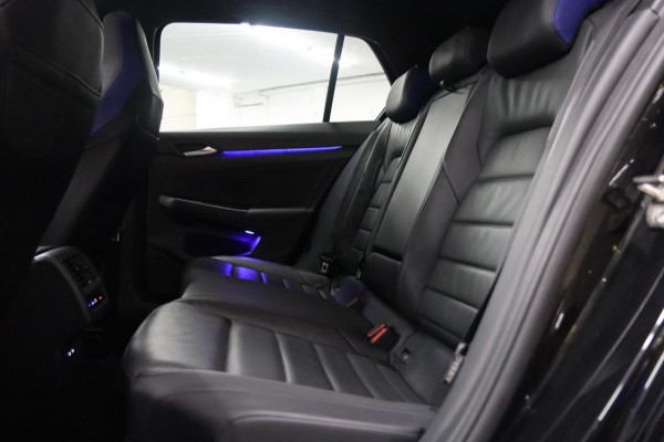Volkswagen Golf 2.0 TSI R 4Motion PERFORMANCE AKRA/PANO/HUD/IQ/H&K/BOMVOL
