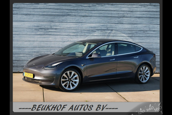 Tesla Model 3 Long Range AWD 75 kWh Trekhaak Panorama Leer