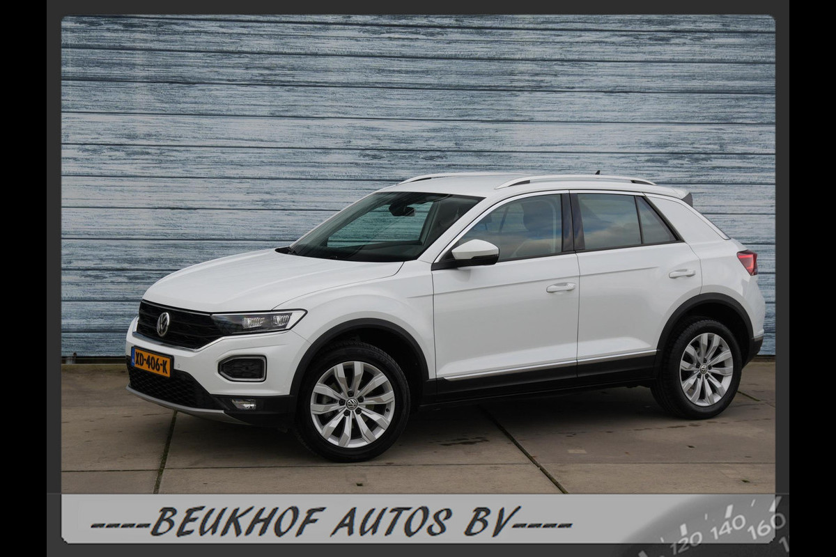 Volkswagen T-Roc 1.0 TSI Sport Trekhaak Afneembaar Carplay Volkswagen T-Roc 1.0 TSI Sport Trekhaak Afneembaar Carplay