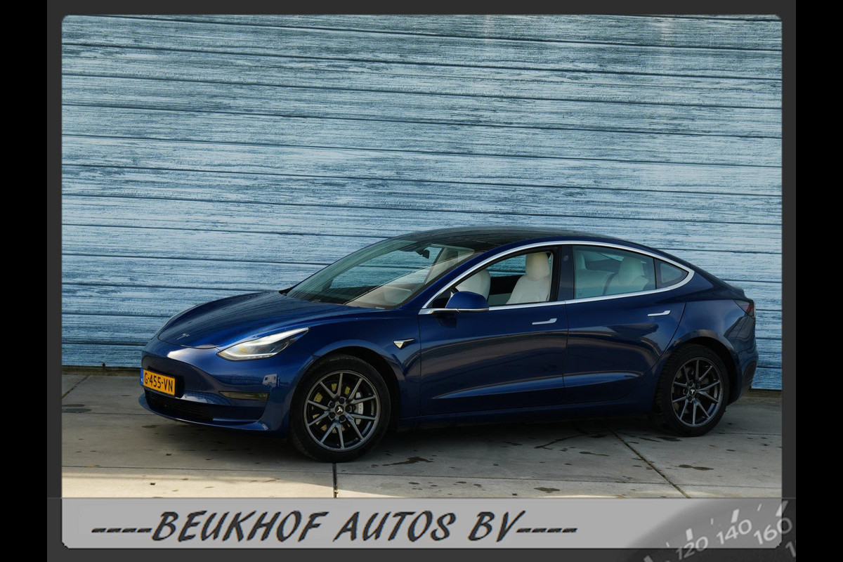 Tesla Model 3 Long Range AWD 75 kWh Trekhaak Wit Leer Navi Tesla Model 3 Long Range AWD 75 kWh Trekhaak Wit Leer Navi
