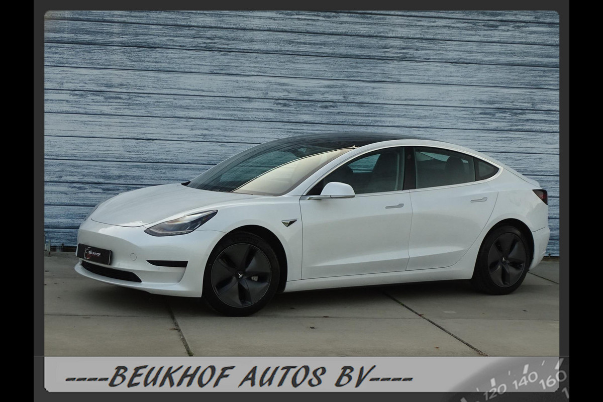 Tesla Model 3 Standard RWD Plus 60 kWh Pano Leer Navi Camera Tesla Model 3 Standard RWD Plus 60 kWh Pano Leer Navi Camera