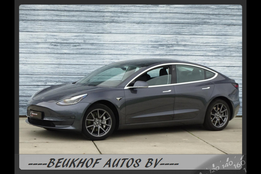 Tesla Model 3 Standard RWD Plus 60 kWh Trekhaak Pano Nav Cam