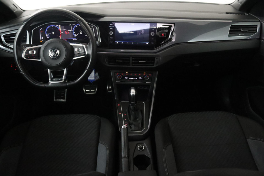 Volkswagen Polo 1.0 TSI Highline (PANORAMADAK, CRUISE ADAPTIEF, AUTOMAAT, ACHTERUITRIJCAMERA, NAVI CARPLAY)