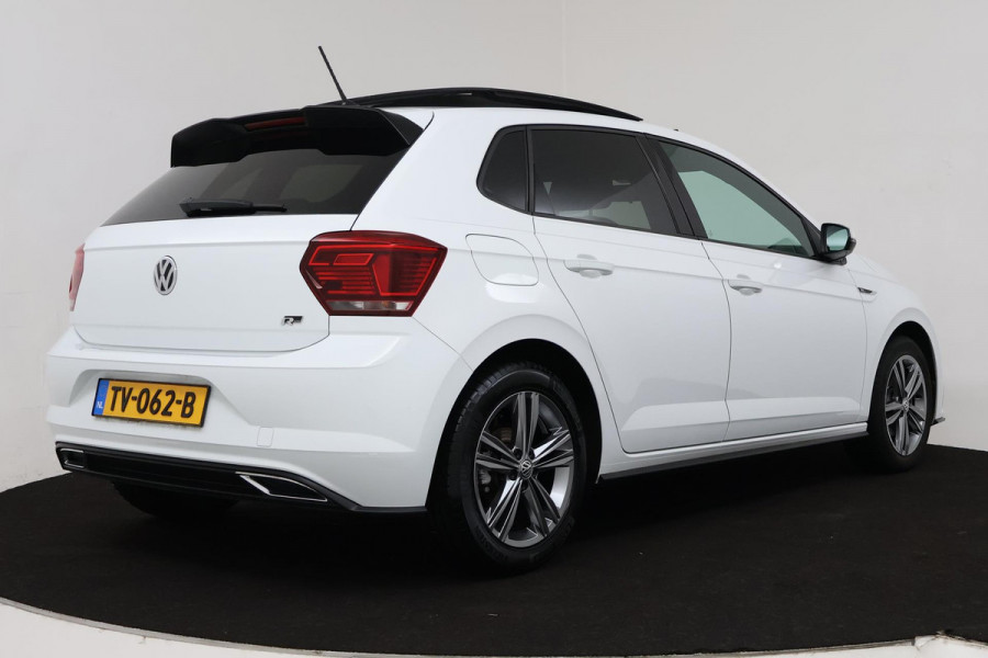 Volkswagen Polo 1.0 TSI Highline (PANORAMADAK, CRUISE ADAPTIEF, AUTOMAAT, ACHTERUITRIJCAMERA, NAVI CARPLAY)