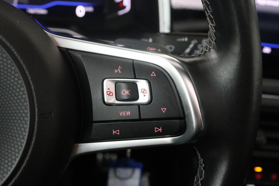 Volkswagen Polo 1.0 TSI Highline (PANORAMADAK, CRUISE ADAPTIEF, AUTOMAAT, ACHTERUITRIJCAMERA, NAVI CARPLAY)