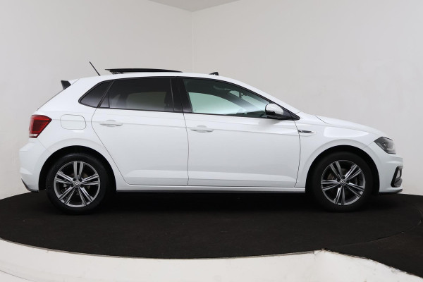 Volkswagen Polo 1.0 TSI Highline (PANORAMADAK, CRUISE ADAPTIEF, AUTOMAAT, ACHTERUITRIJCAMERA, NAVI CARPLAY)