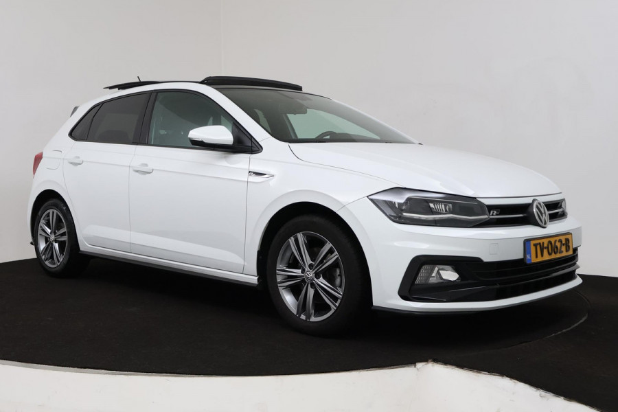 Volkswagen Polo 1.0 TSI Highline (PANORAMADAK, CRUISE ADAPTIEF, AUTOMAAT, ACHTERUITRIJCAMERA, NAVI CARPLAY)