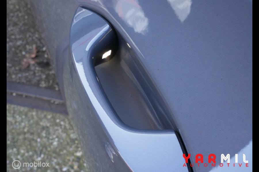 Volkswagen Golf 1.5 eTSI R-Line BOMVOL HEADUP PANO DEALER ONDERHOUDEN