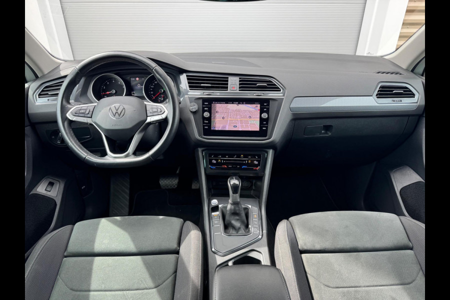 Volkswagen Tiguan 1.5 TSI Life Business Trekhaak/Camera/AppleCarPlay