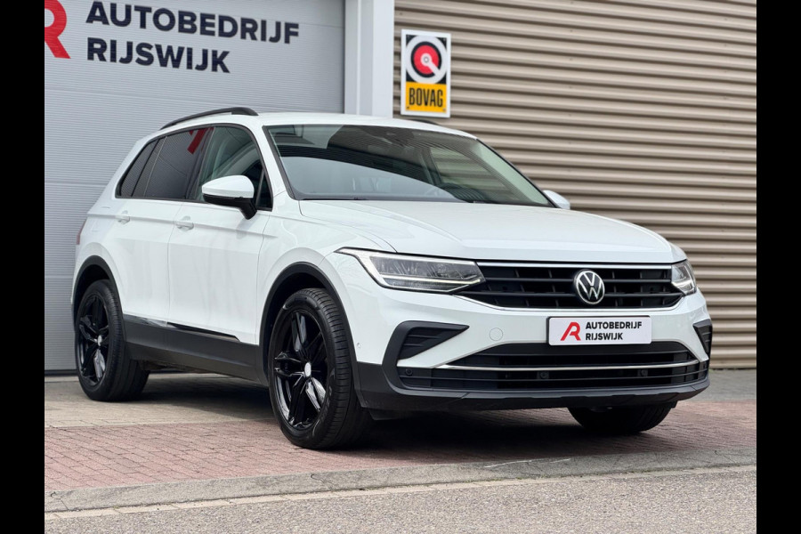 Volkswagen Tiguan 1.5 TSI Life Business Trekhaak/Camera/AppleCarPlay