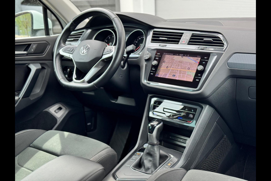 Volkswagen Tiguan 1.5 TSI Life Business Trekhaak/Camera/AppleCarPlay
