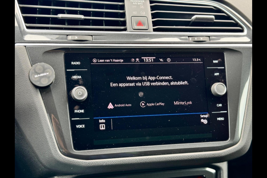Volkswagen Tiguan 1.5 TSI Life Business Trekhaak/Camera/AppleCarPlay