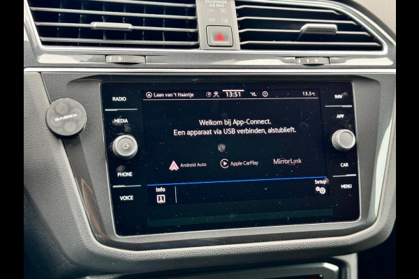 Volkswagen Tiguan 1.5 TSI Life Business Trekhaak/Camera/AppleCarPlay