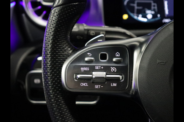 Mercedes-Benz CLA-Klasse Shooting Brake 250 AMG Sport [SFEERVERLICHTING, APPLE CARPLAY, CAMERA, TREKHAAK, VOL LEDER, STOELVERWARMING, PDC V+A, CRUISE, NIEUWSTAAT]