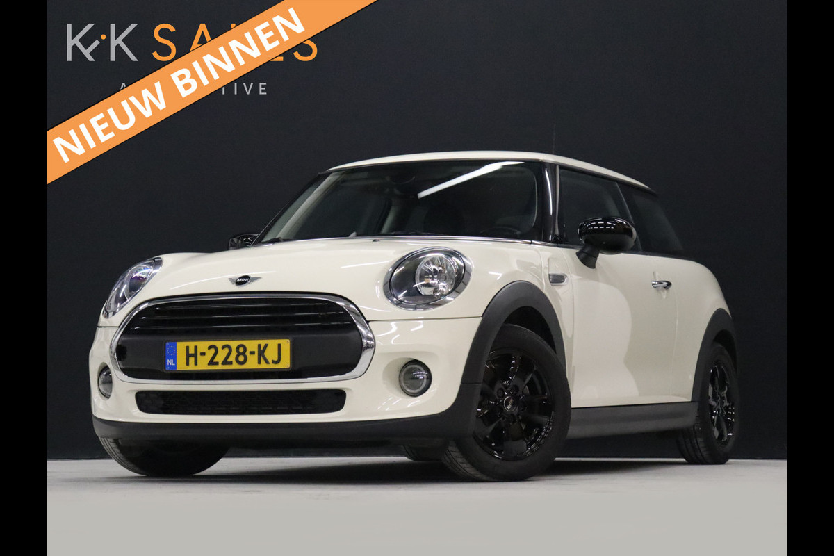 MINI Mini 1.5 Sport [APPLE CARPLAY, VOL LEDER, CRUISE CONTROL, NAVIGATIE, AIRCO, NIEUWSTAAT]