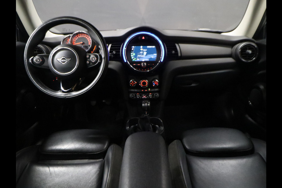 MINI Mini 1.5 Sport [APPLE CARPLAY, VOL LEDER, CRUISE CONTROL, NAVIGATIE, AIRCO, NIEUWSTAAT]