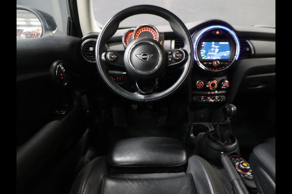 MINI Mini 1.5 Sport [APPLE CARPLAY, VOL LEDER, CRUISE CONTROL, NAVIGATIE, AIRCO, NIEUWSTAAT]