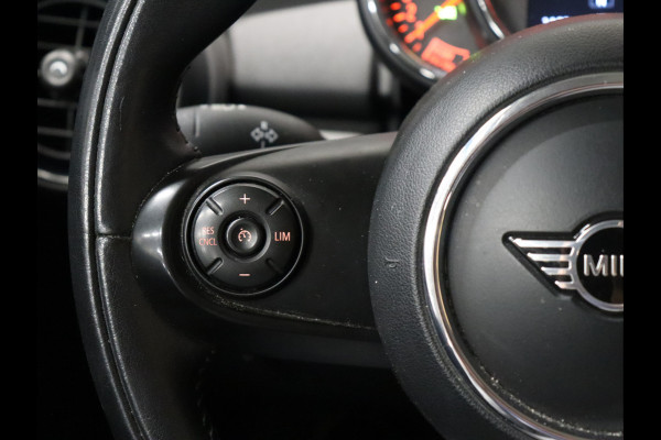 MINI Mini 1.5 Sport [APPLE CARPLAY, VOL LEDER, CRUISE CONTROL, NAVIGATIE, AIRCO, NIEUWSTAAT]