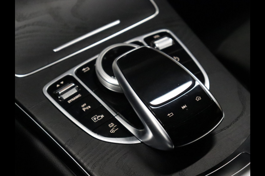 Mercedes-Benz C-Klasse 300 e Business Solution AMG Limited [SCHUIFDAK, CAMERA, APPLE CARPLAY, ANDROID, ELEK. VERW. STOELEN, CRUISE, CLIMATE, NIEUWSTAAT]