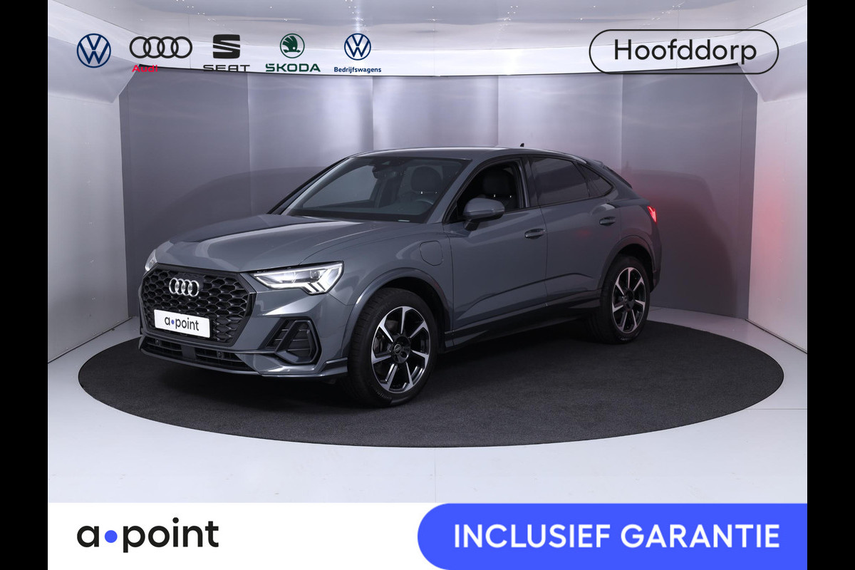 Audi Q3 Sportback 45 TFSI e S Edition 245 pk S-tronic | Private lease vanaf € 863,- pm | Verlengde garantie | Navigatie | Parkeersensoren | Adaptieve cruise control | Stoelverwarming | Lichtmetalen velgen 19" | Audi Q3 Sportback 45 TFSI e S Edition 245 pk S-tronic | Private lease vanaf € 863,- pm | Verlengde garantie | Navigatie | Parkeersensoren | Adaptieve cruise control | Stoelverwarming | Lichtmetalen velgen 19" |