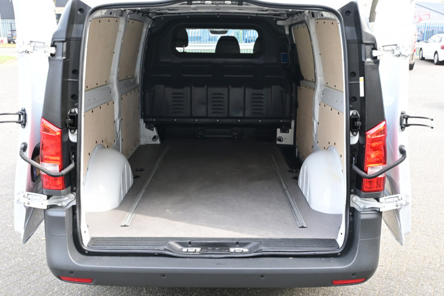Mercedes-Benz Vito 116 CDI L3 Extra Lang Audio 40 Navigatie, Parkeerpakket met camera