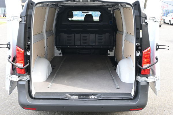 Mercedes-Benz Vito 116 CDI L3 Extra Lang Audio 40 Navigatie, Parkeerpakket met camera