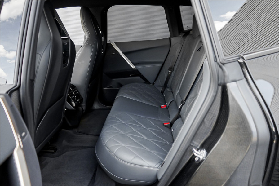 BMW iX xDrive40 High Executive SkyLounge Laser Driving Ass Prof Trekhaak M-Sport