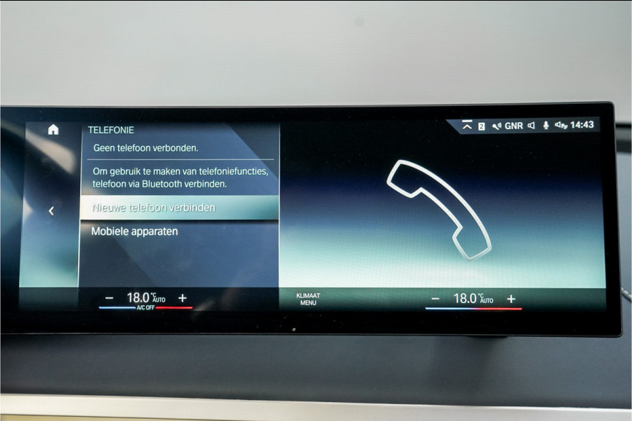 BMW iX xDrive40 High Executive SkyLounge Laser Driving Ass Prof Trekhaak M-Sport
