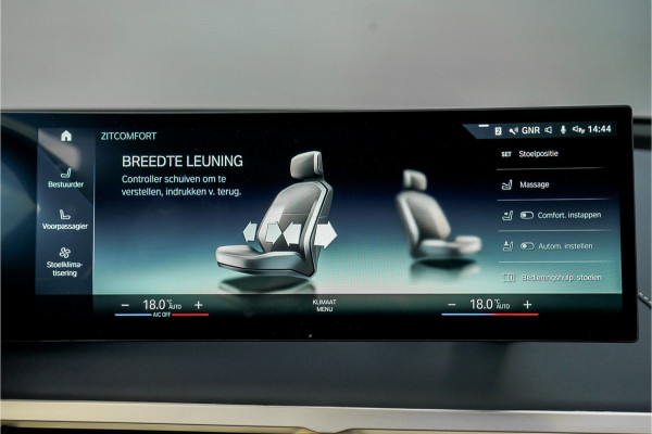 BMW iX xDrive40 High Executive SkyLounge Laser Driving Ass Prof Trekhaak M-Sport