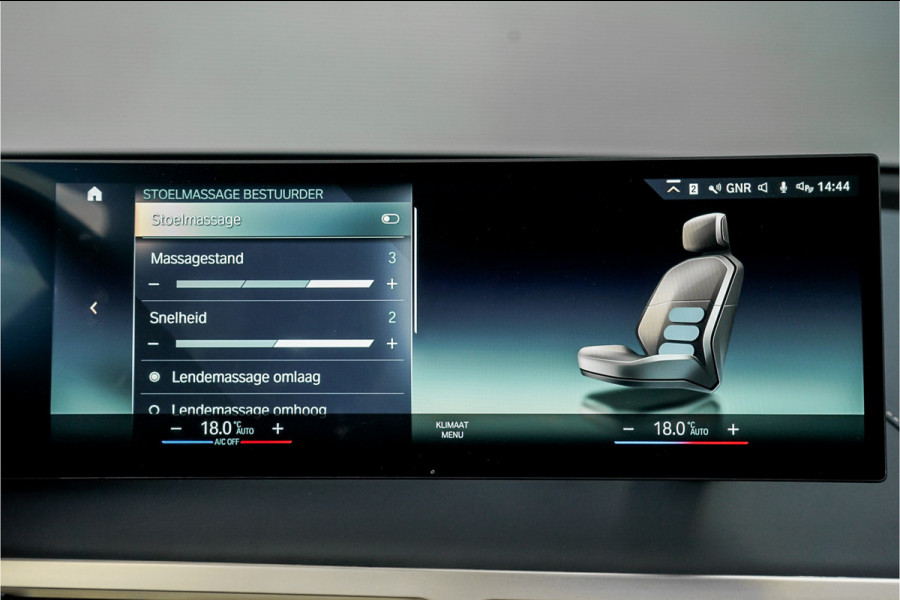 BMW iX xDrive40 High Executive SkyLounge Laser Driving Ass Prof Trekhaak M-Sport