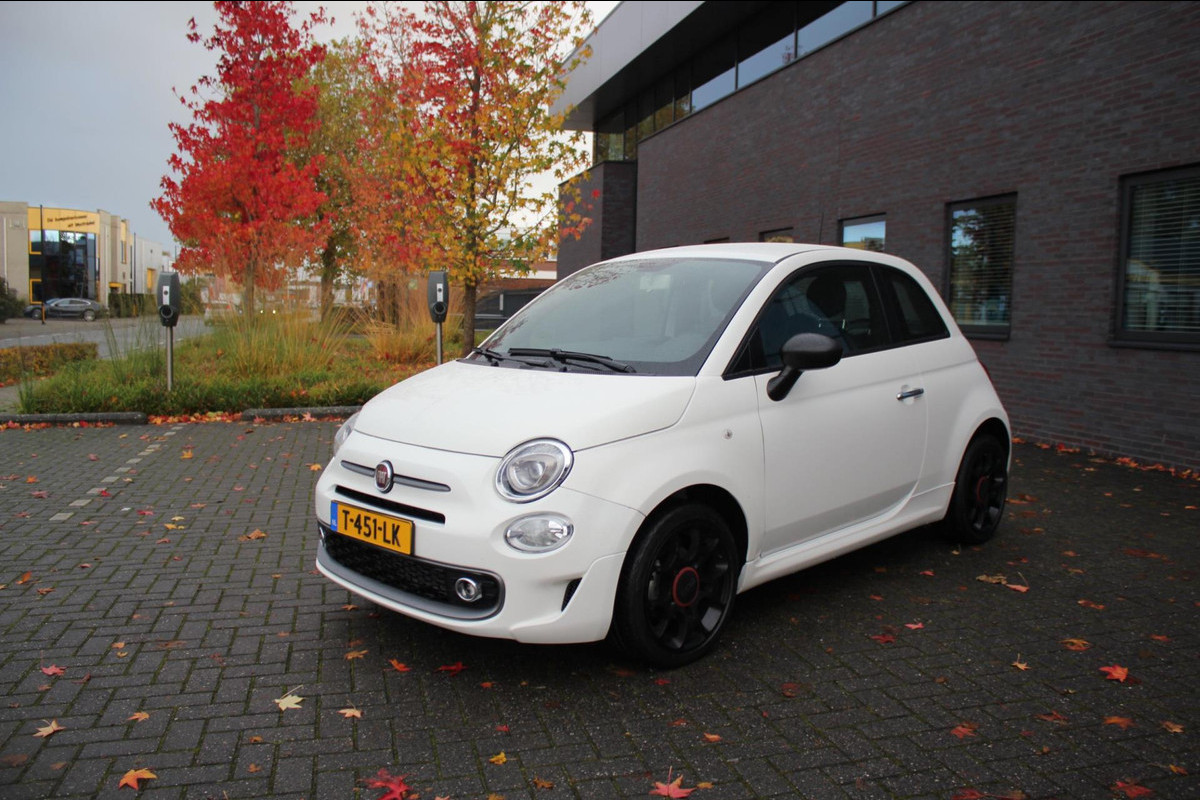 Fiat 500 1.0 Hybrid Sport Fiat 500 1.0 Hybrid Sport