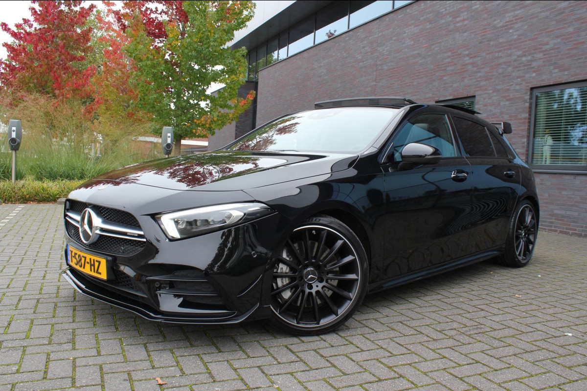 Mercedes-Benz A-Klasse AMG 35 4MATIC Edition 1 Mercedes-Benz A-Klasse AMG 35 4MATIC Edition 1
