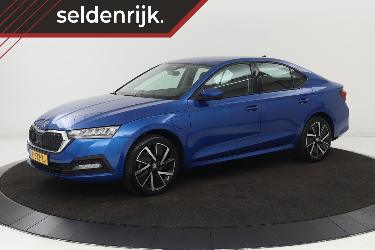 Škoda Octavia 1.4 TSI iV Business Edition | Trekhaak | Stoelverwarming | Carplay | Full LED | PDC | Navigatie | Climate control | Cruise control | PHEV Škoda Octavia 1.4 TSI iV Business Edition | Trekhaak | Stoelverwarming | Carplay | Full LED | PDC | Navigatie | Climate control | Cruise control | PHEV