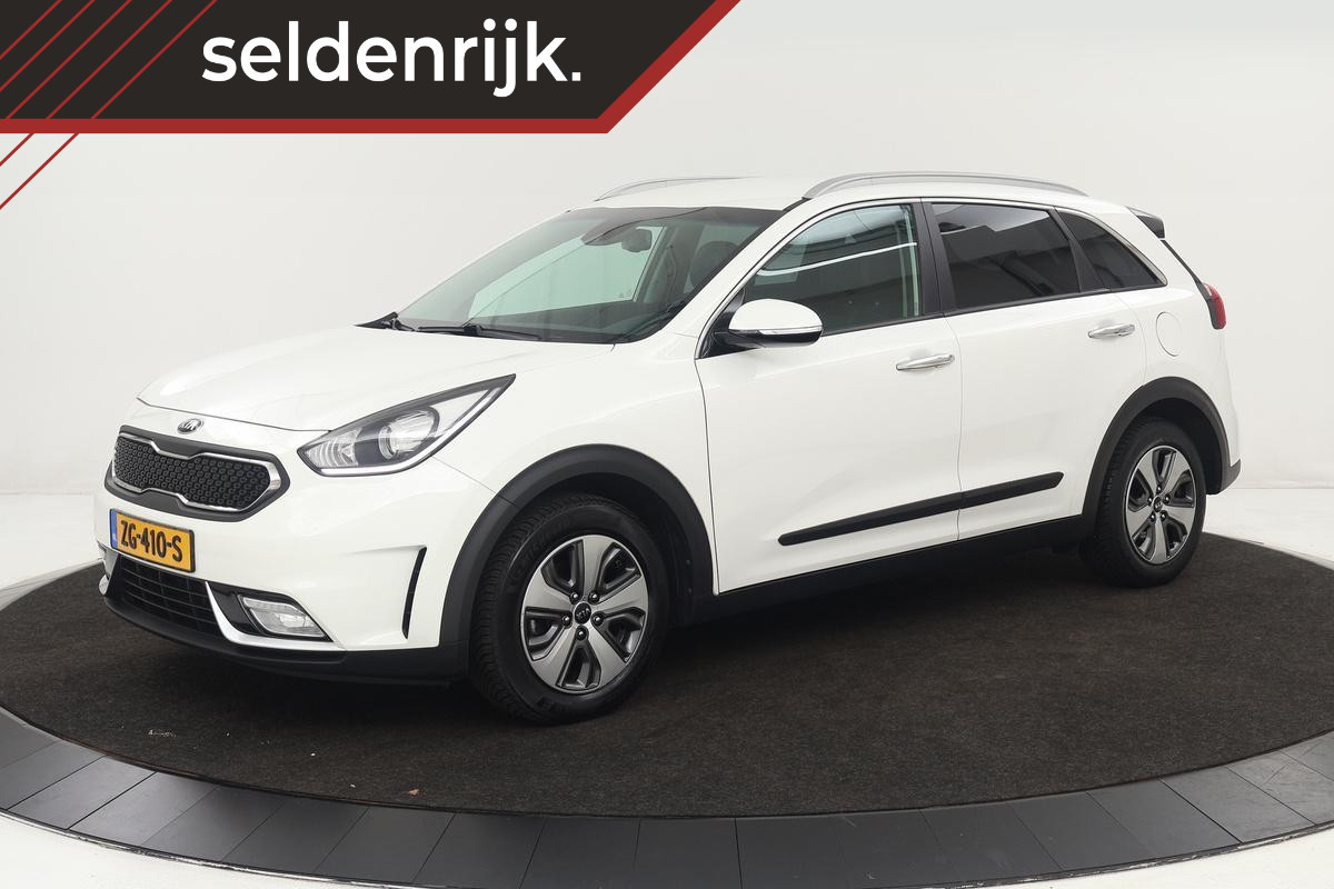 Kia Niro 1.6 GDi Hybrid DynamicLine | 1e eigenaar | Carplay | Trekhaak | Camera | Half leder | Climate control | Bluetooth | PDC | Cruise control Kia Niro 1.6 GDi Hybrid DynamicLine | 1e eigenaar | Carplay | Trekhaak | Camera | Half leder | Climate control | Bluetooth | PDC | Cruise control