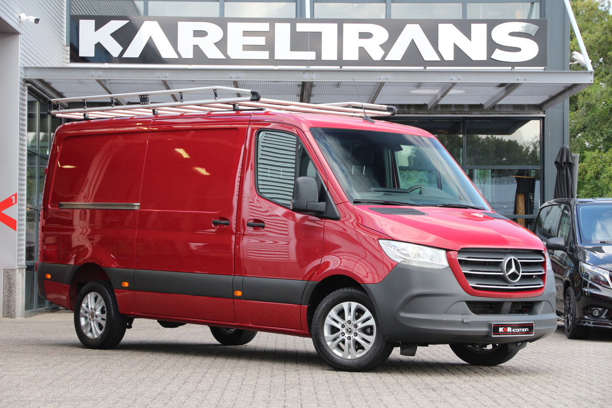 Mercedes-Benz Sprinter 319 3.0 CDI V6 | Aut. | L2H1 | Navi | Camera | Clima.. Mercedes-Benz Sprinter 319 3.0 CDI V6 | Aut. | L2H1 | Navi | Camera | Clima..
