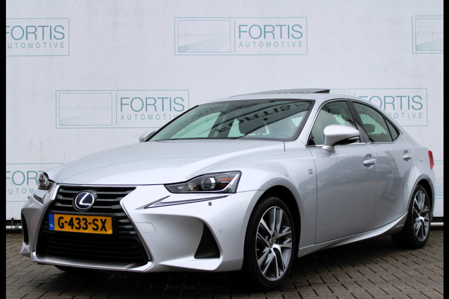 Lexus IS 300h Hybrid Edition 30 NL AUTO | PANO | LEDER | CAMERA | STOELVERW |