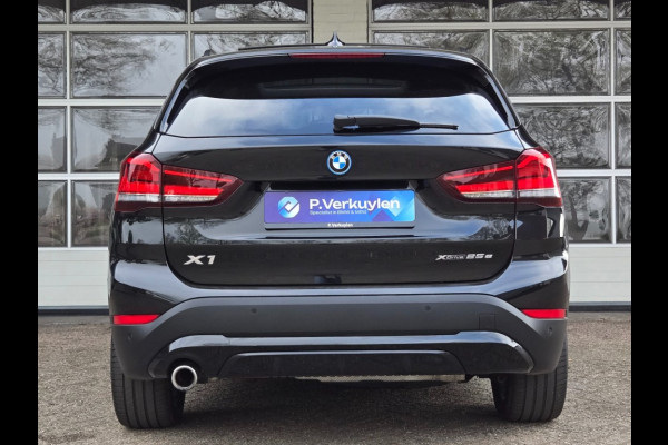 BMW X1 XDRIVE25E SPORTLINE I SPORTSTOELEN LEDER I PANORAMA I NAVIGATIE