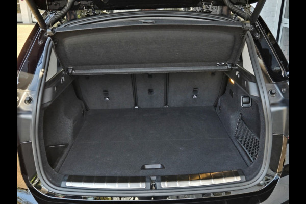 BMW X1 XDRIVE25E SPORTLINE I PANORAMA I SPORTSTOELEN I CAMERA I